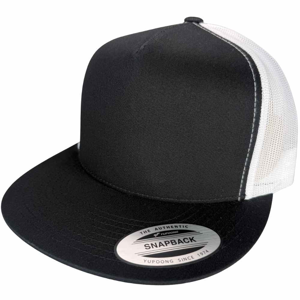 YUPOONG 6006 FLAT BILL - BLACK/WHITE