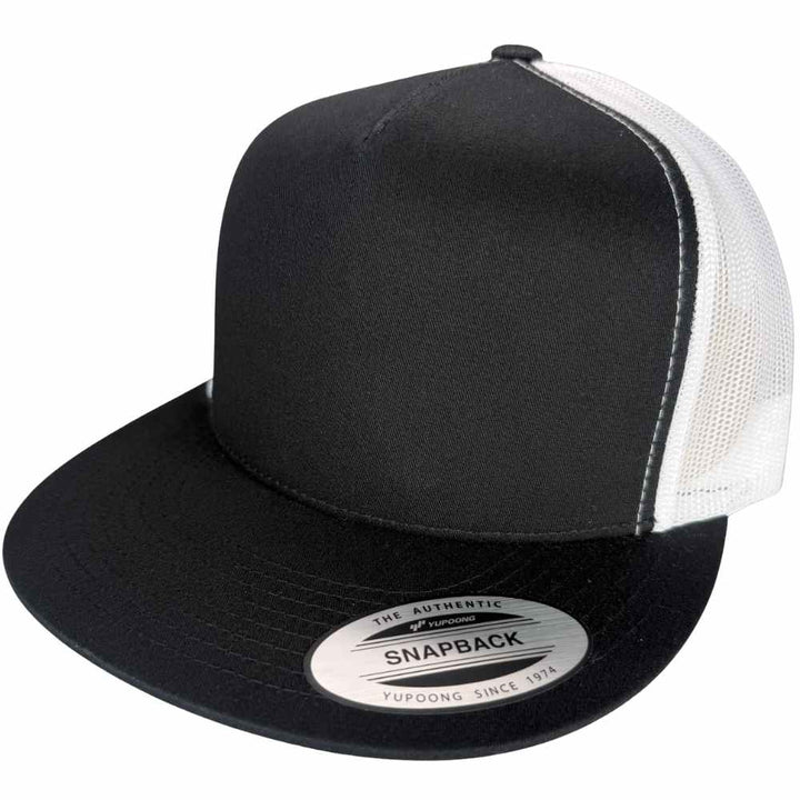 YUPOONG 6006 FLAT BILL - BLACK/WHITE
