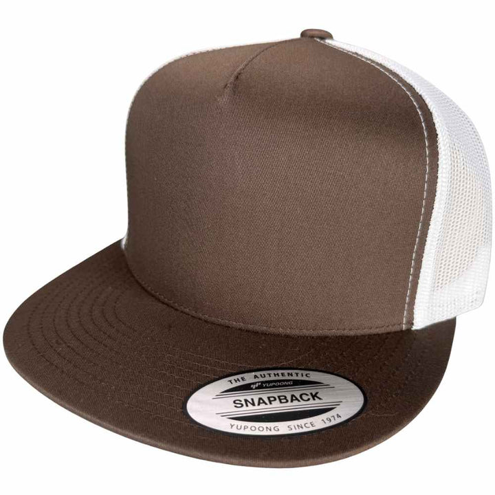 YUPOONG 6006 FLAT BILL - BROWN/WHITE