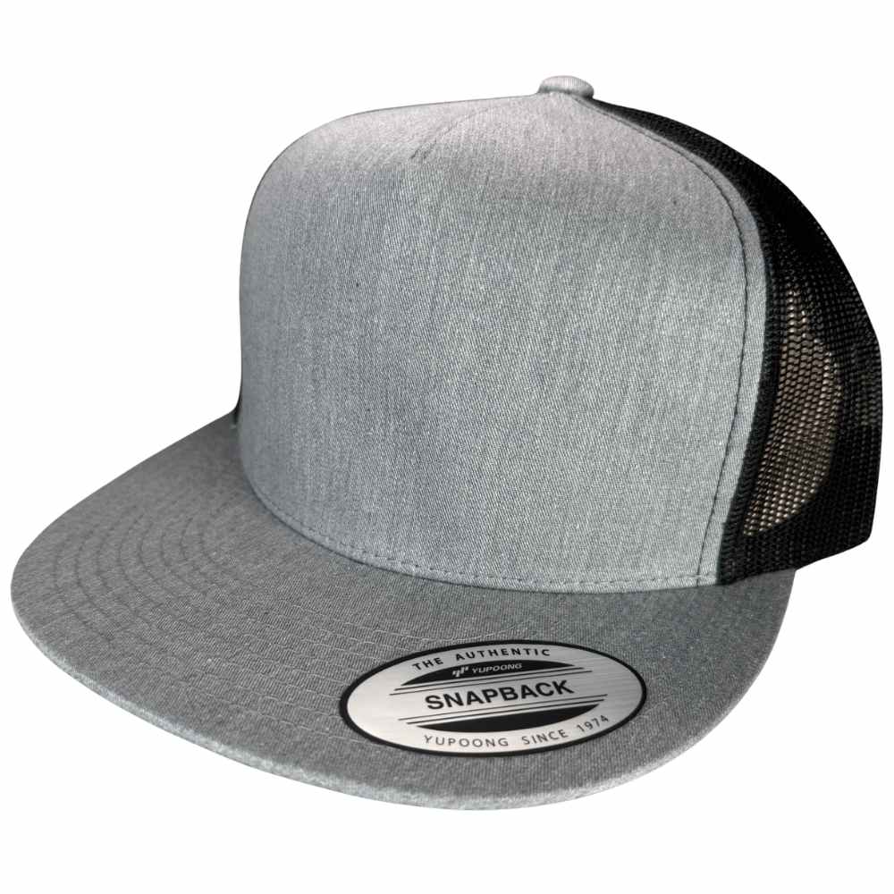 YUPOONG 6006 FLAT BILL - HEATHER GREY/BLACK