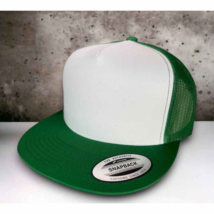 YUPOONG 6006 FLAT BILL - WHITE/KELLY/KELLY